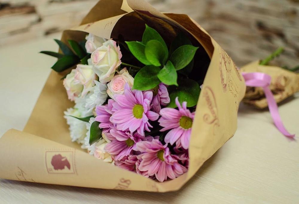 Букет цветов из: Розы и Хризантемы в Зеленоградском