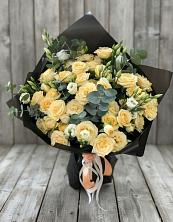 Букет цветов из:  Розы и Лизиантусы в Зеленоградском