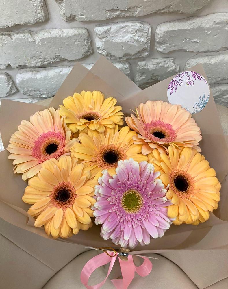 Букет цветов из: Герберы в Зеленоградском