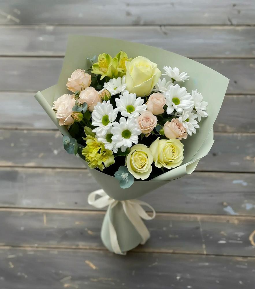 Букет цветов из: Альстромерии, Розы и Хризантемы в Зеленоградском