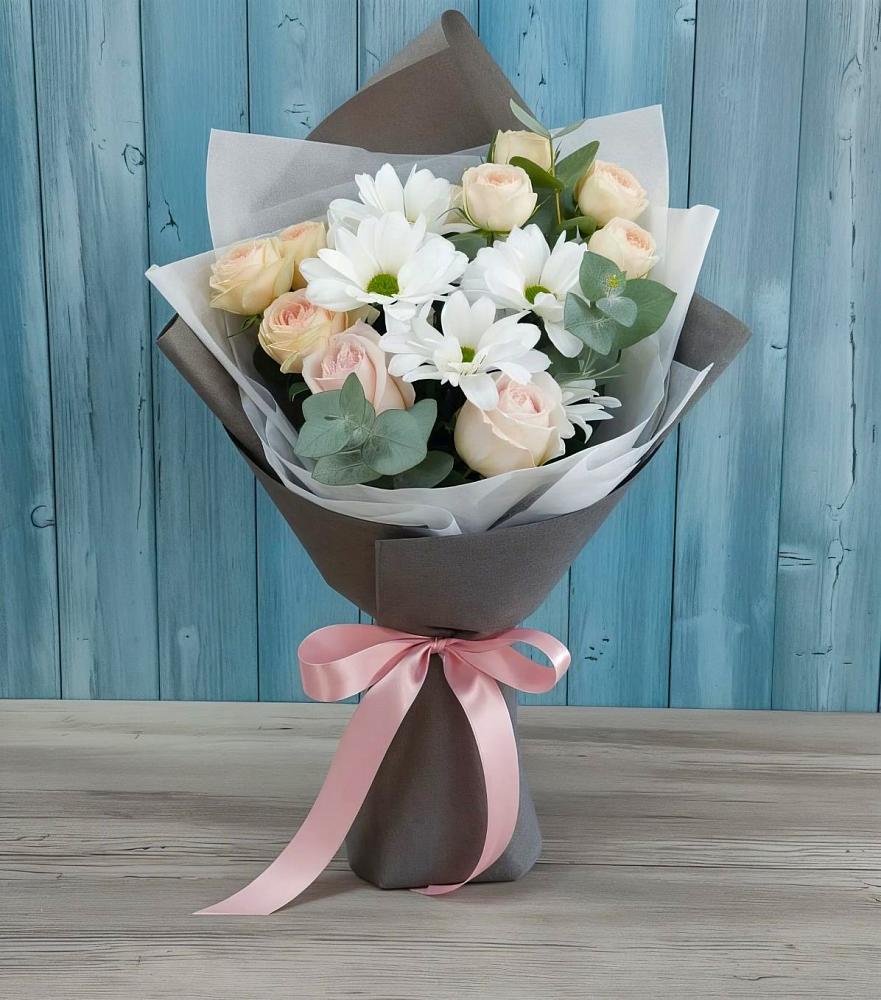 Букет цветов из: Хризантемы и Розы в Зеленоградском
