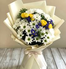 Букет цветов из:  Ирисы, Хризантемы и Розы #REPLACE_PRED# Зеленоградском
