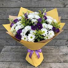 Букет цветов из:  Ирисы, Хризантемы и Ромашки в Зеленоградском
