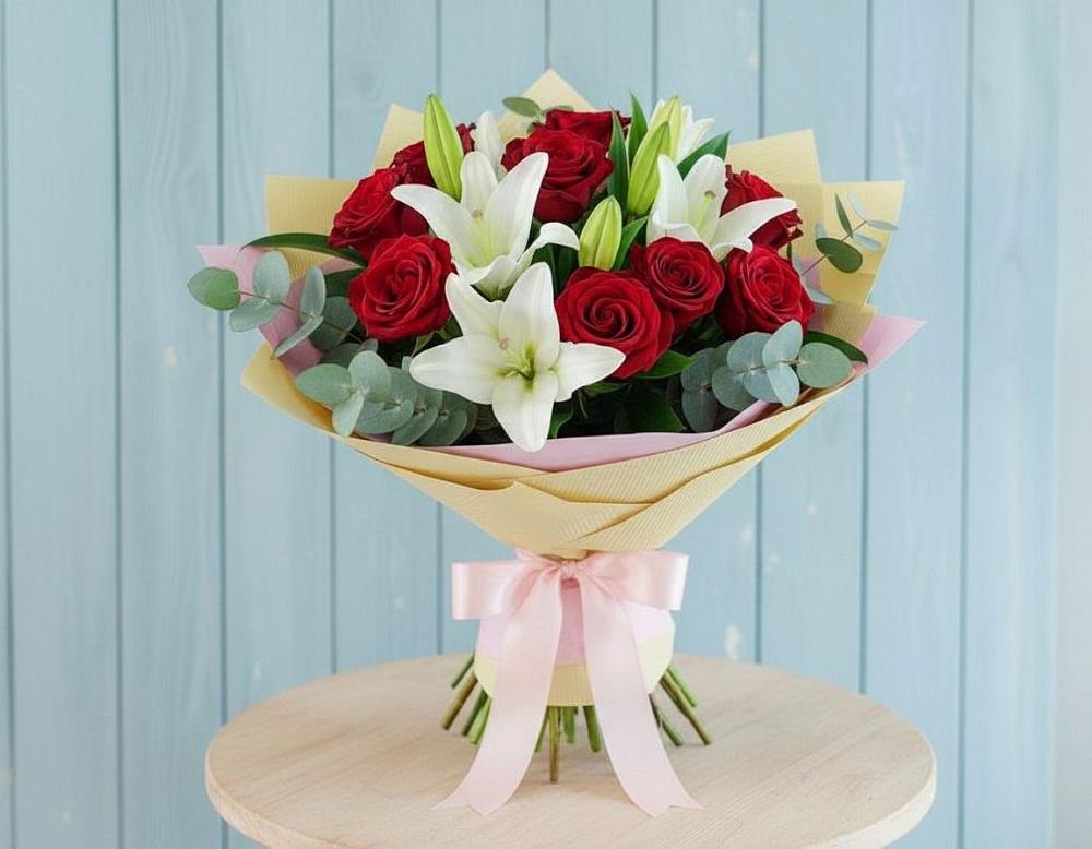 Букет цветов из: Лилии и Розы в Зеленоградском